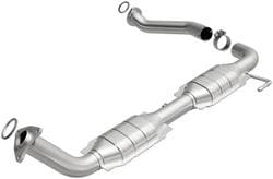 MagnaFlow HM Grade Direct-Fit Catalytic Converter  image