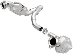 MagnaFlow OEM Grade Direct-Fit Catalytic Converter  image
