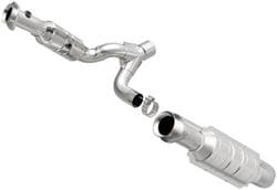 MagnaFlow OEM Grade Direct-Fit Catalytic Converter  image