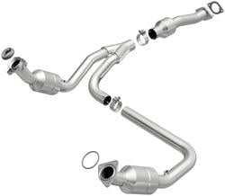 MagnaFlow OEM Grade Direct-Fit Catalytic Converter  image