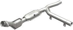 MagnaFlow HM Grade Direct-Fit Catalytic Converter  image